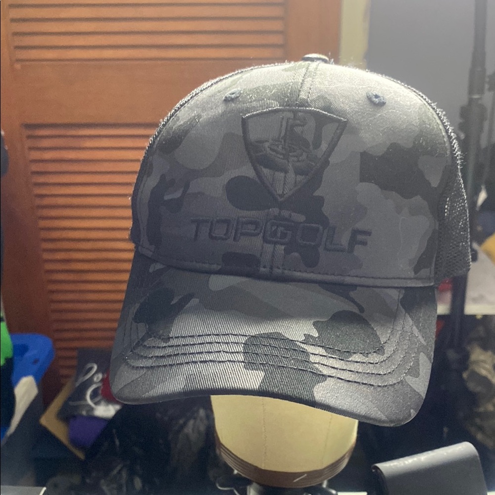 Black Camo topgolf Hat